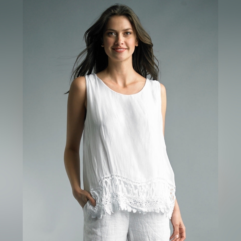 🩵 100% Silk Crochet Woman's Top - Picture 2 of 4